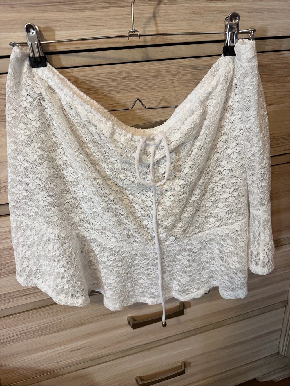 NEW No Boundaries White Lace Ruffle Skirt- XL (16-18)